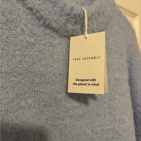 NWT Free Assembly Light Blue Women's Mock Neck Sweater - Picture 6 of 6